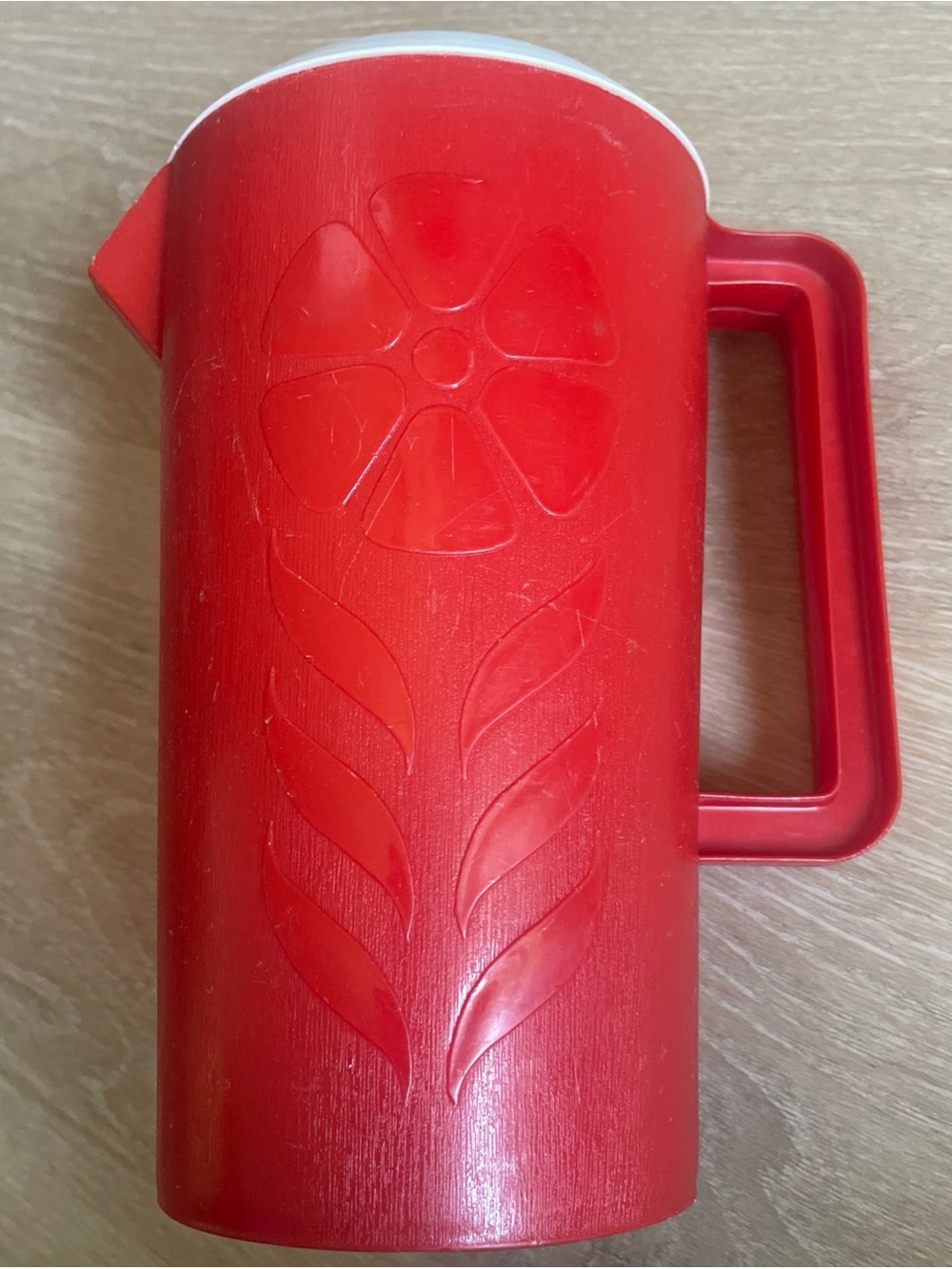 Vintage 70s Red Plastic STERILITE Drink Kool-Aid Iced Tea Pitcher 64oz